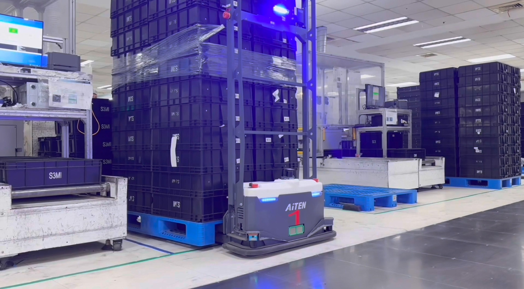 仓库中使用自动托盘搬运车的优势